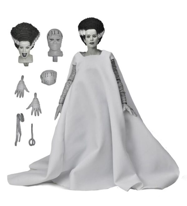 UNIVERSAL MONSTERS – 7 IN SCALE ACTION FIGURE – ULTIMATE BRIDE OF FRANKENSTEIN (BW) NECA - Image 3