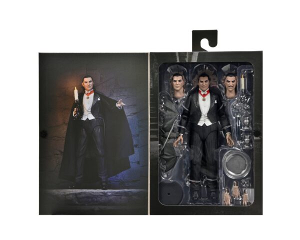 UNIVERSAL MONSTERS - 7 IN SCALE ACTION FIGURE - ULTIMATE DRACULA (TRANSYLVANIA) NECA - Image 2