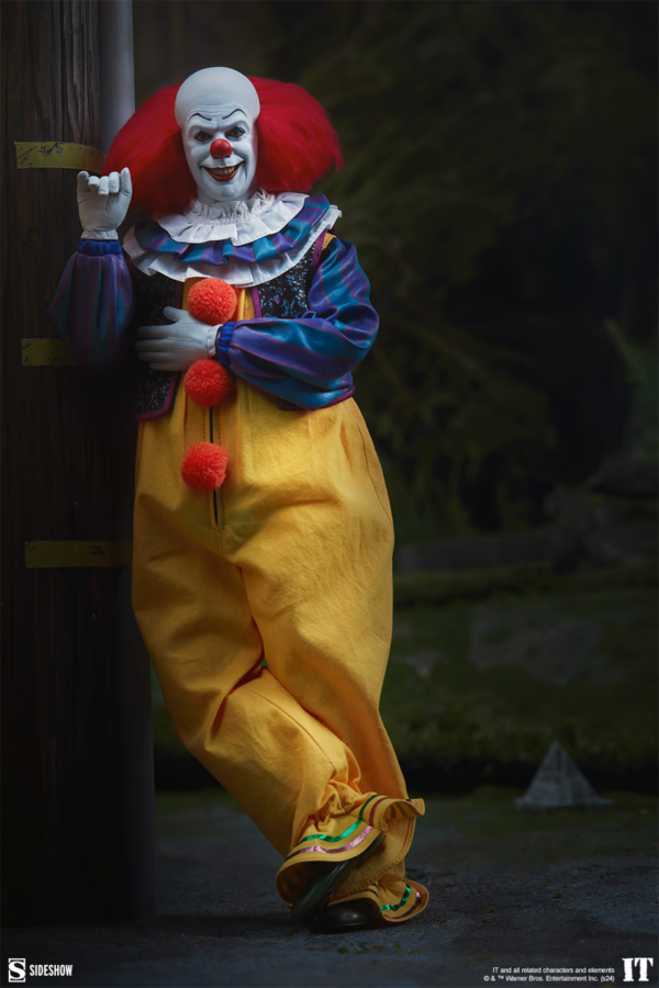 Pennywise 1:6 Scale Figure - Image 3